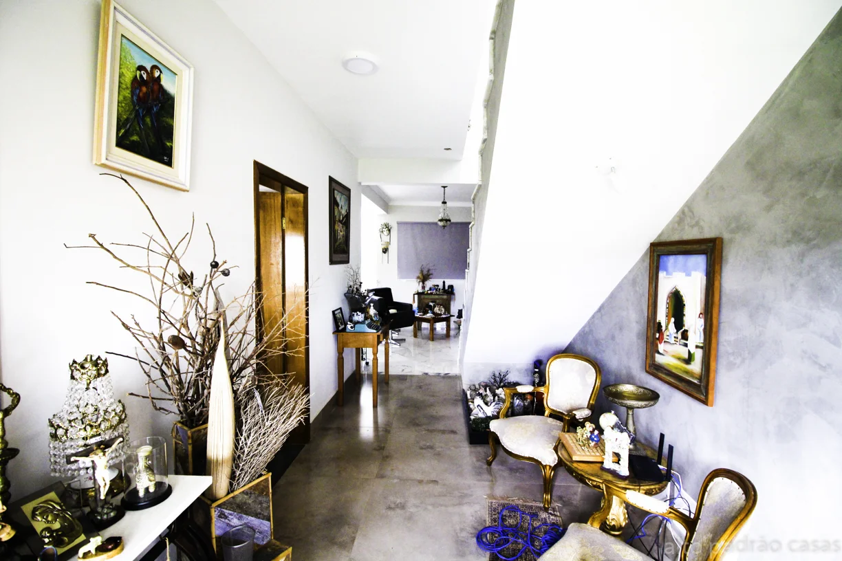 Linda Casa em Condomínio